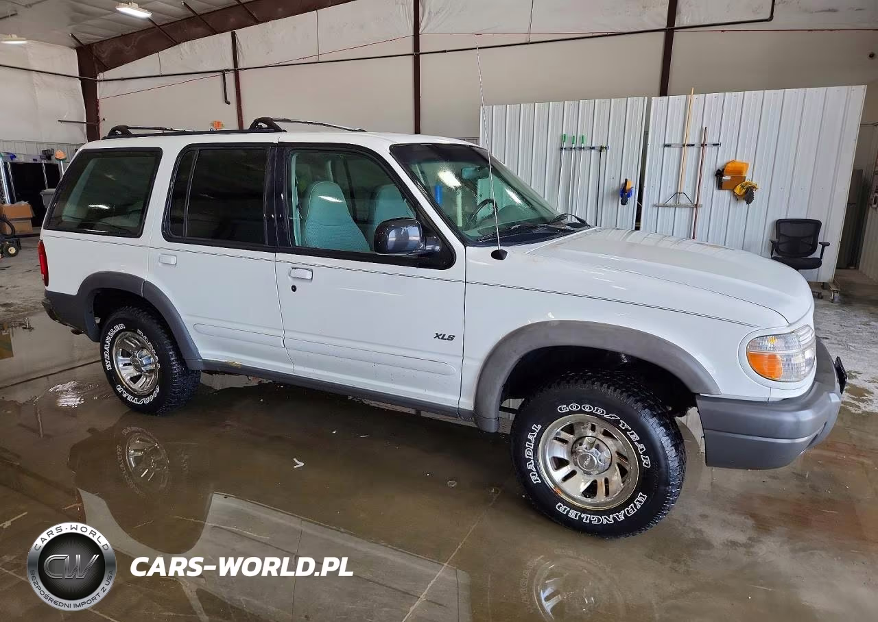 1999 Ford Explorer VIN:1FMZU34X0XZB41382 - 4