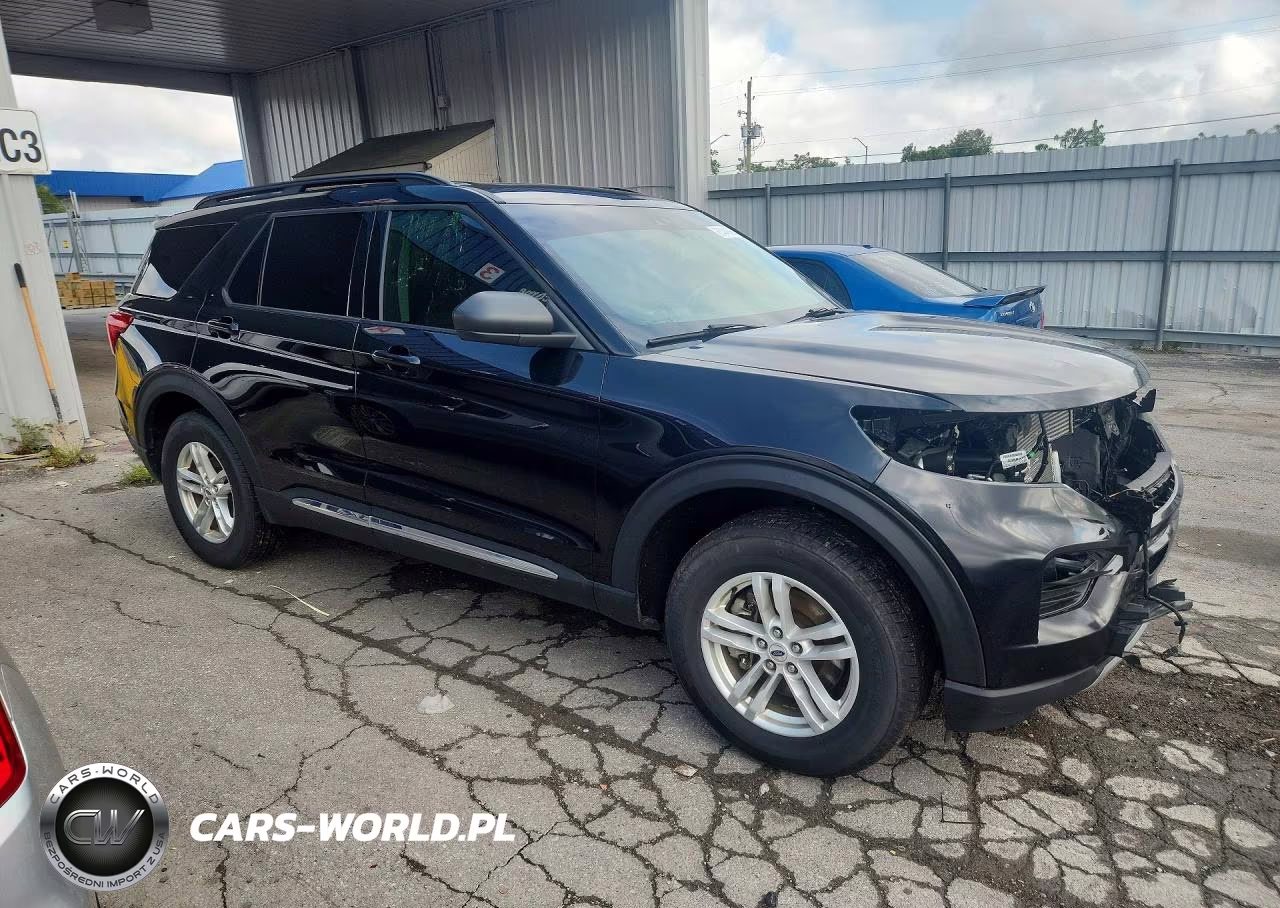 2022 Ford Explorer Xlt VIN:1FMSK8DH1NGB27643 - 4