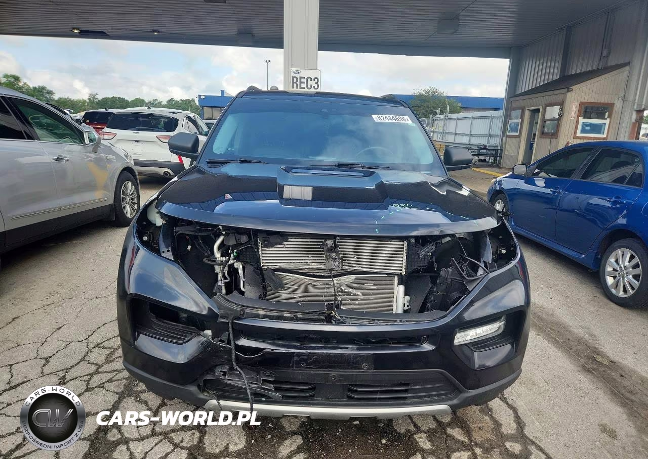 2022 Ford Explorer Xlt VIN:1FMSK8DH1NGB27643 - 5