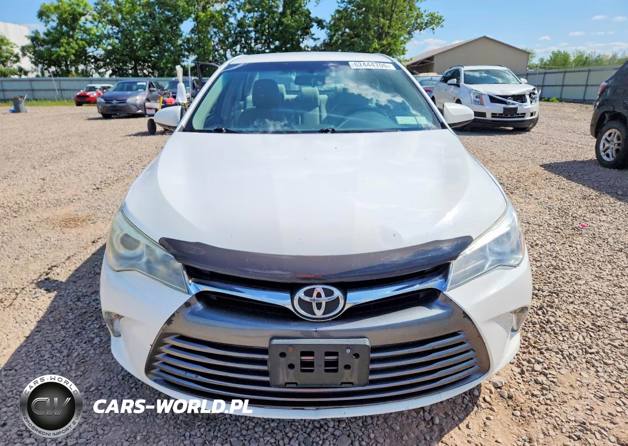 2015 Toyota Camry Le VIN:4T4BF1FK6FR445836 - 5