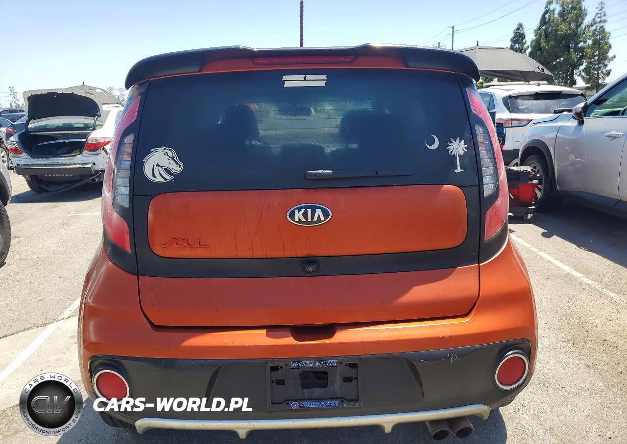 2018 Kia Soul Gt Line VIN:KNDJX3AA9J7572427 - 6
