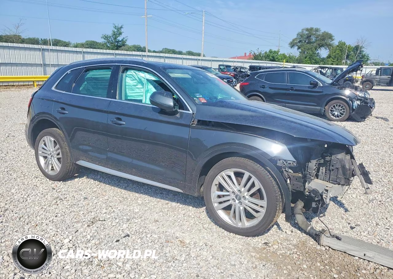 2018 Audi Q5 Premium Plus VIN:WA1BNAFY8J2066938 - 4