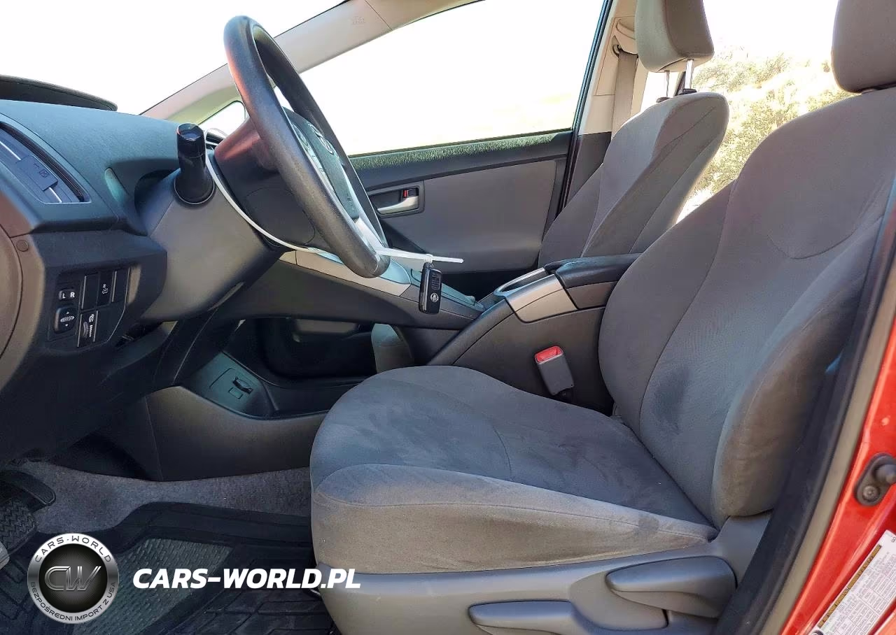 2012 Toyota Prius Three VIN:JTDKN3DU0C1588005 - 7