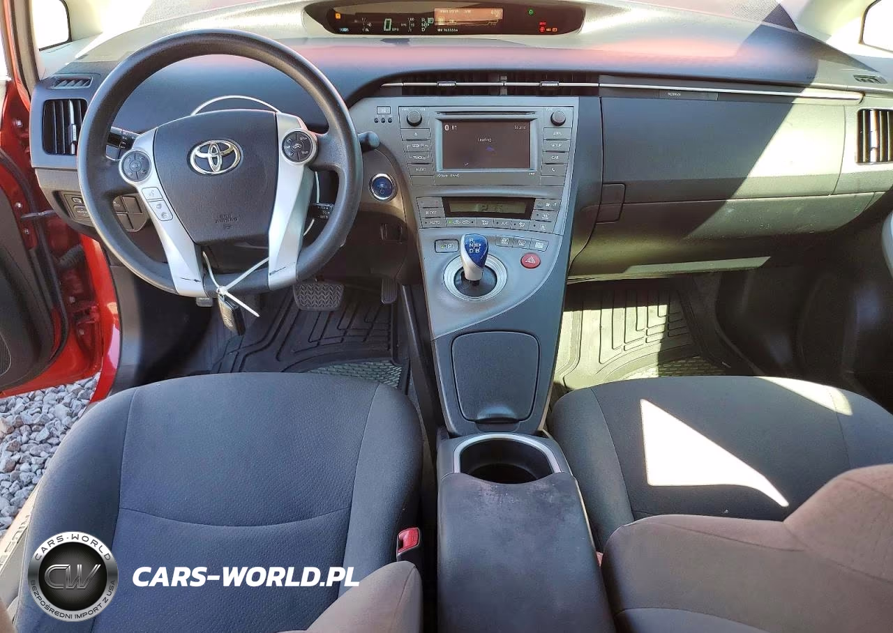 2012 Toyota Prius Three VIN:JTDKN3DU0C1588005 - 8