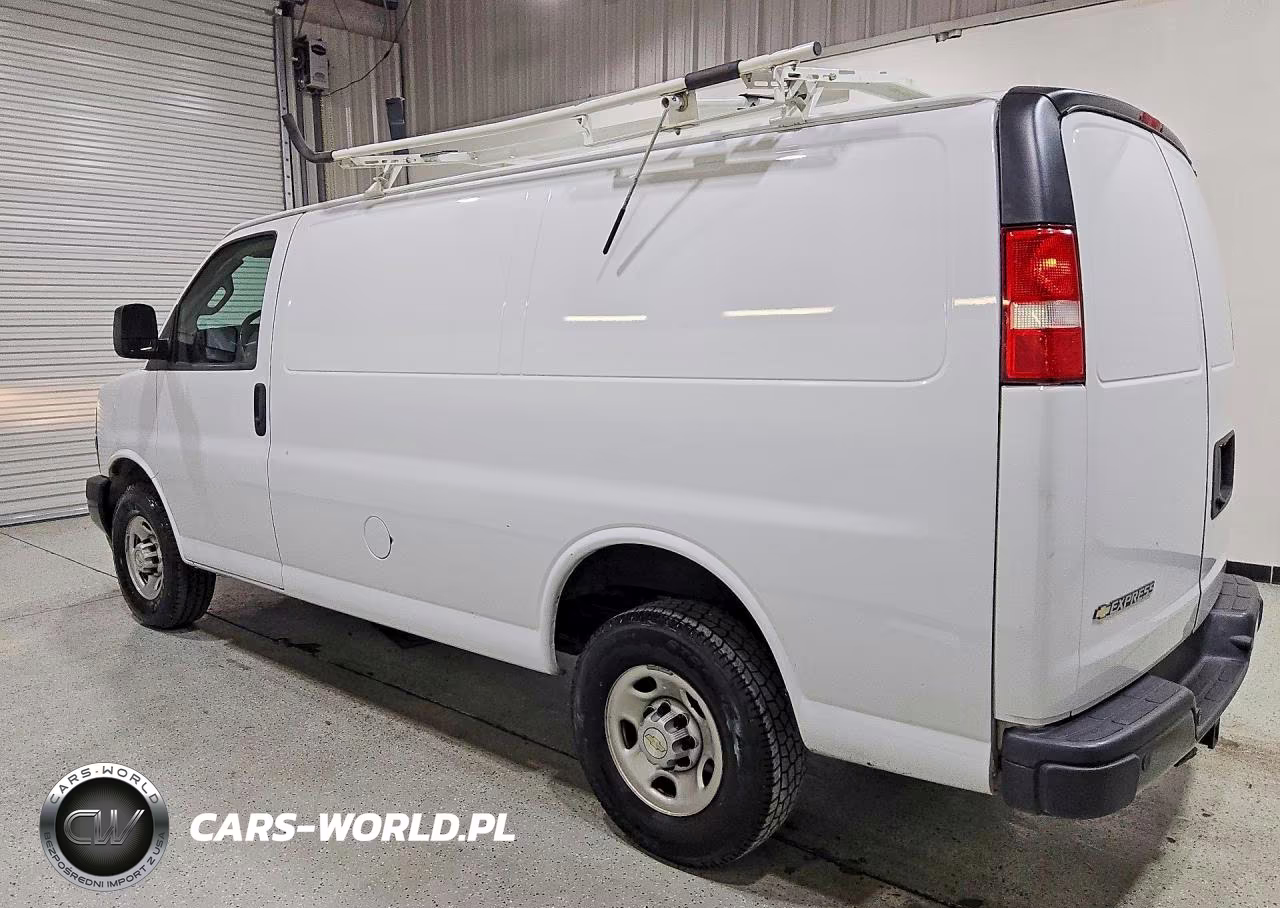 2022 Chevrolet Express G2500 VIN:1GCWGAFP4N1213518 - 2