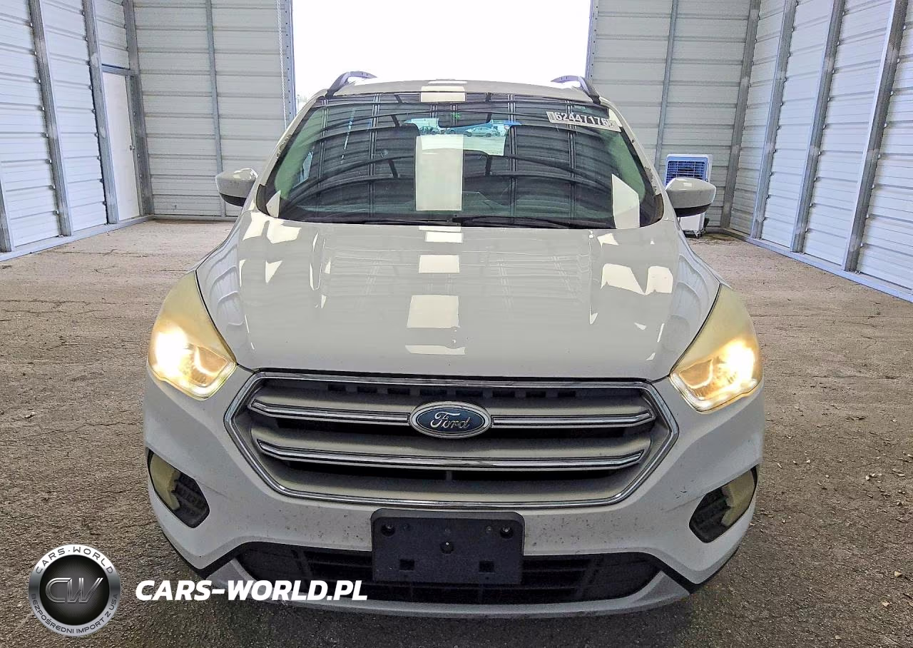 2017 Ford Escape Se VIN:1FMCU0GD1HUB46014 - 5
