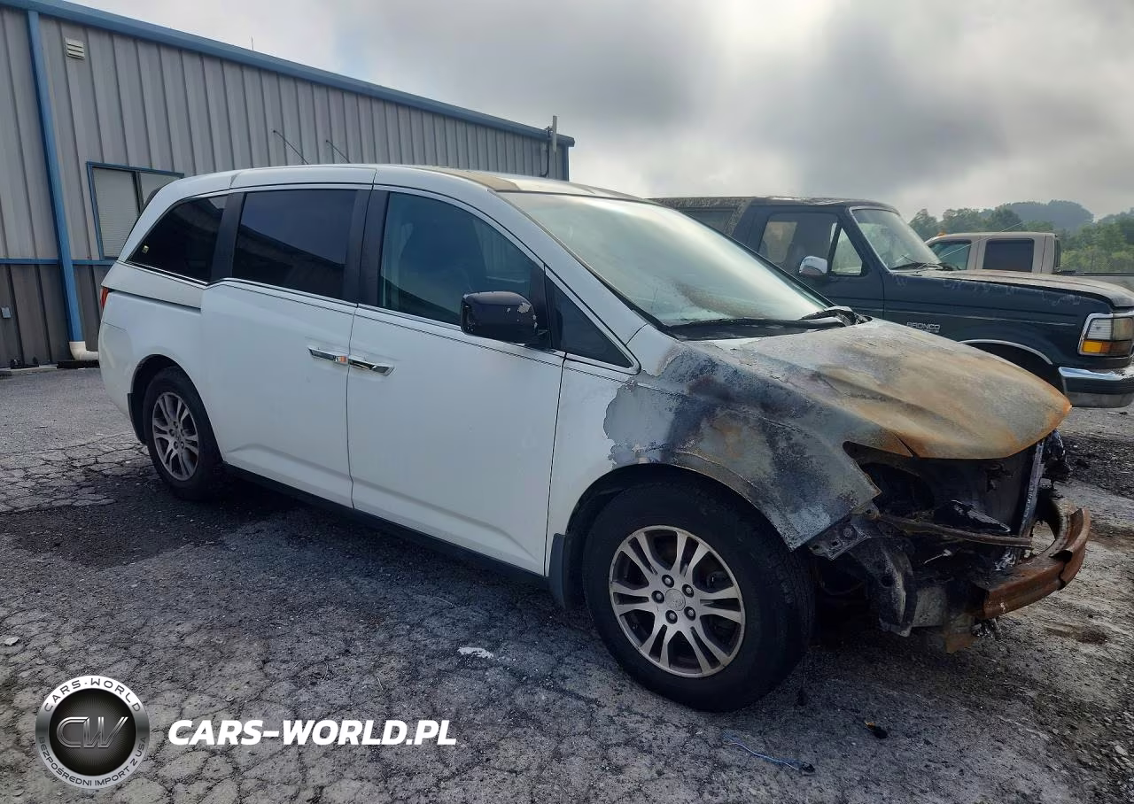 2012 Honda Odyssey Exl VIN:5FNRL5H6XCB071846 - 4