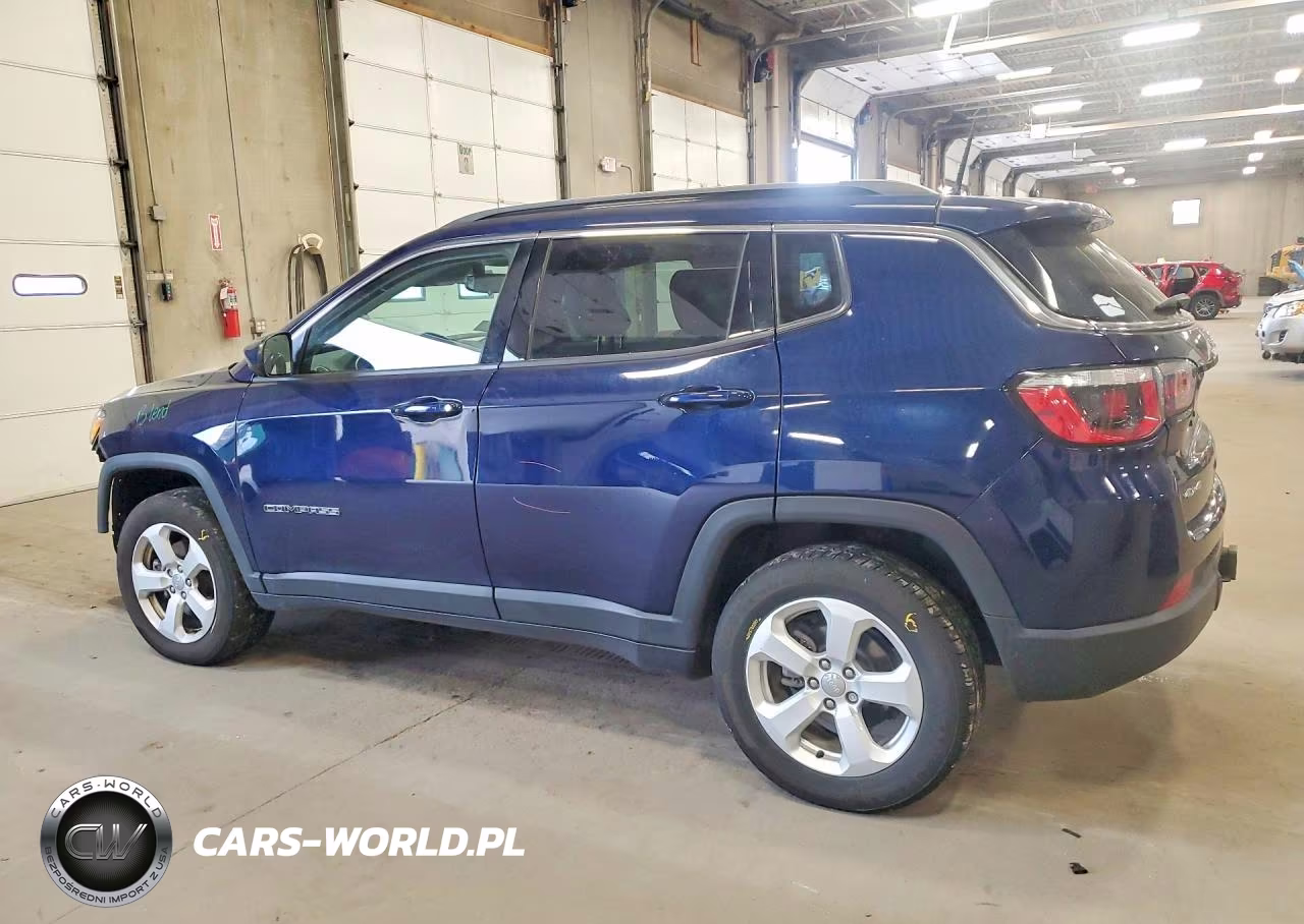 2018 Jeep Compass Latitude VIN:3C4NJDBB6JT399283 - 2