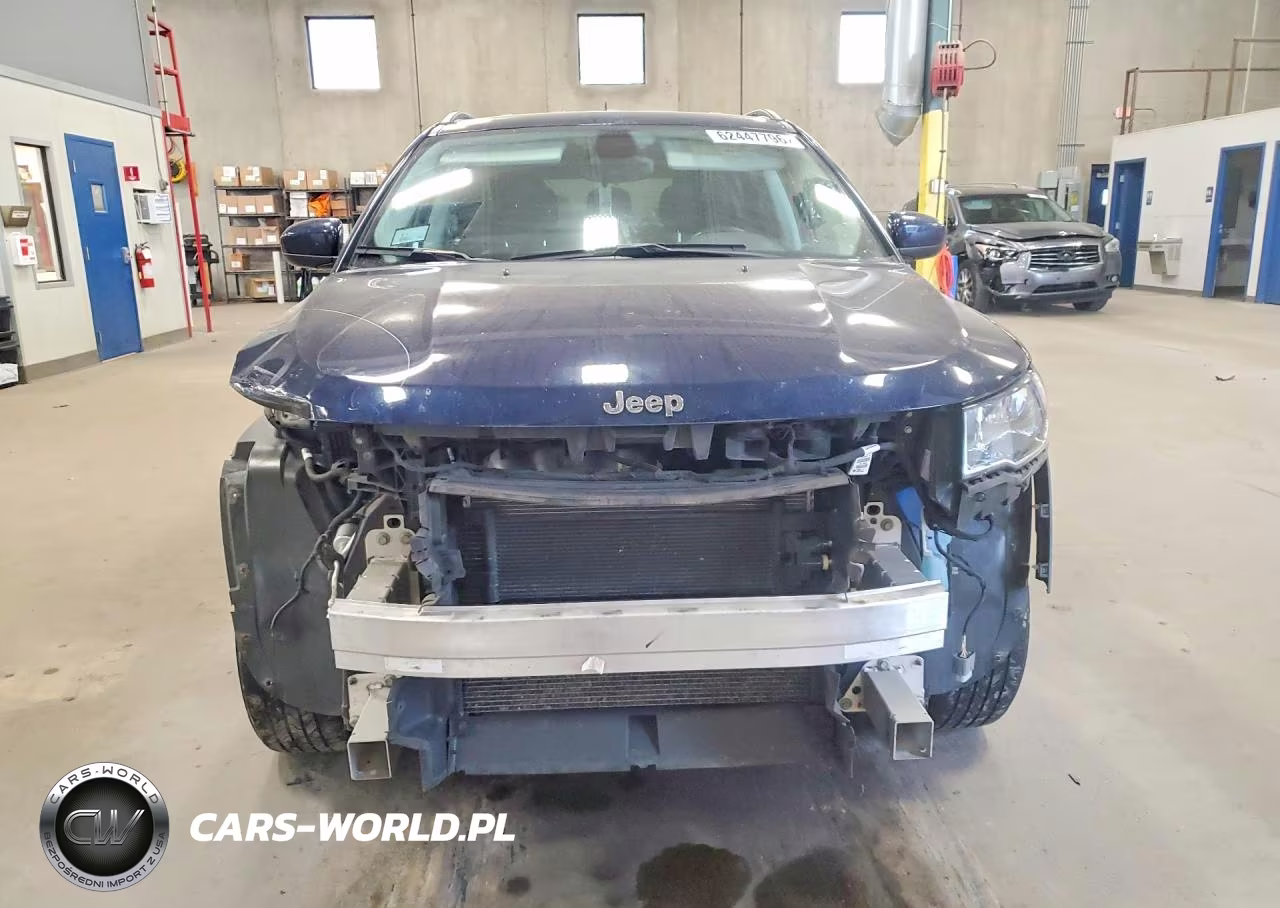 2018 Jeep Compass Latitude VIN:3C4NJDBB6JT399283 - 5