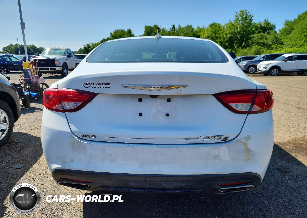 2016 Chrysler 200 S VIN:1C3CCCDG4GN110449 - 6