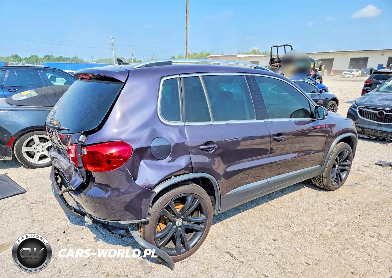 2016 Volkswagen Tiguan S VIN:WVGAV7AX3GW511778 - 3