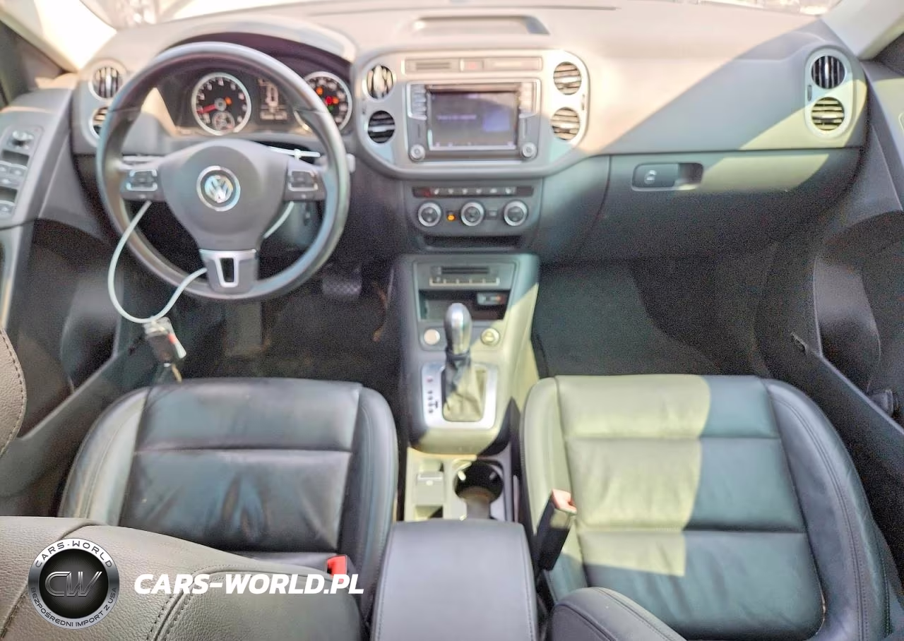 2016 Volkswagen Tiguan S VIN:WVGAV7AX3GW511778 - 8