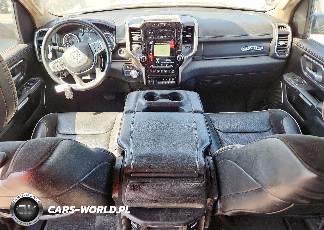 2021 Ram 1500 Laramie VIN:1C6SRFJM1MN549970 - 8