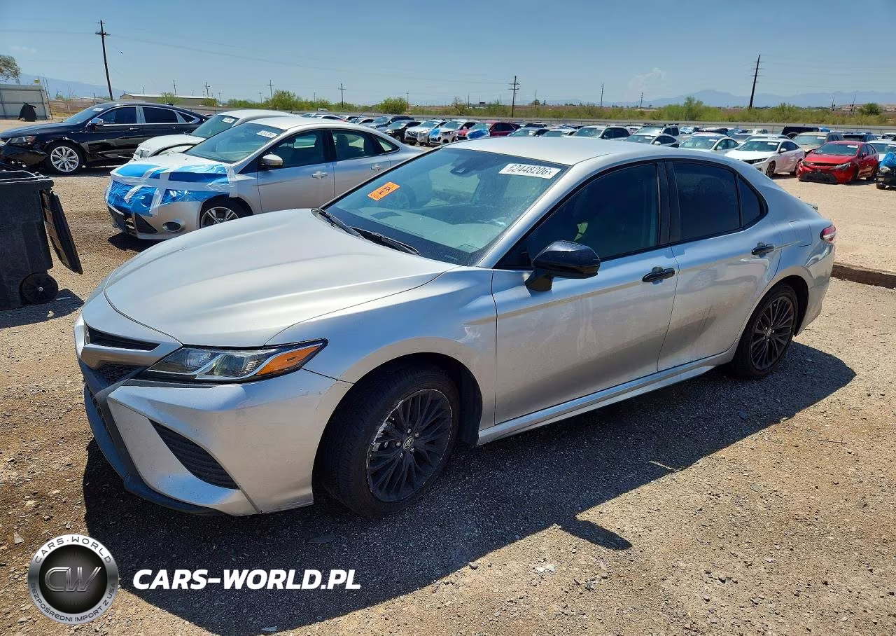 2020 Toyota Camry Se Nightshade – zdjęcie 1 z 12