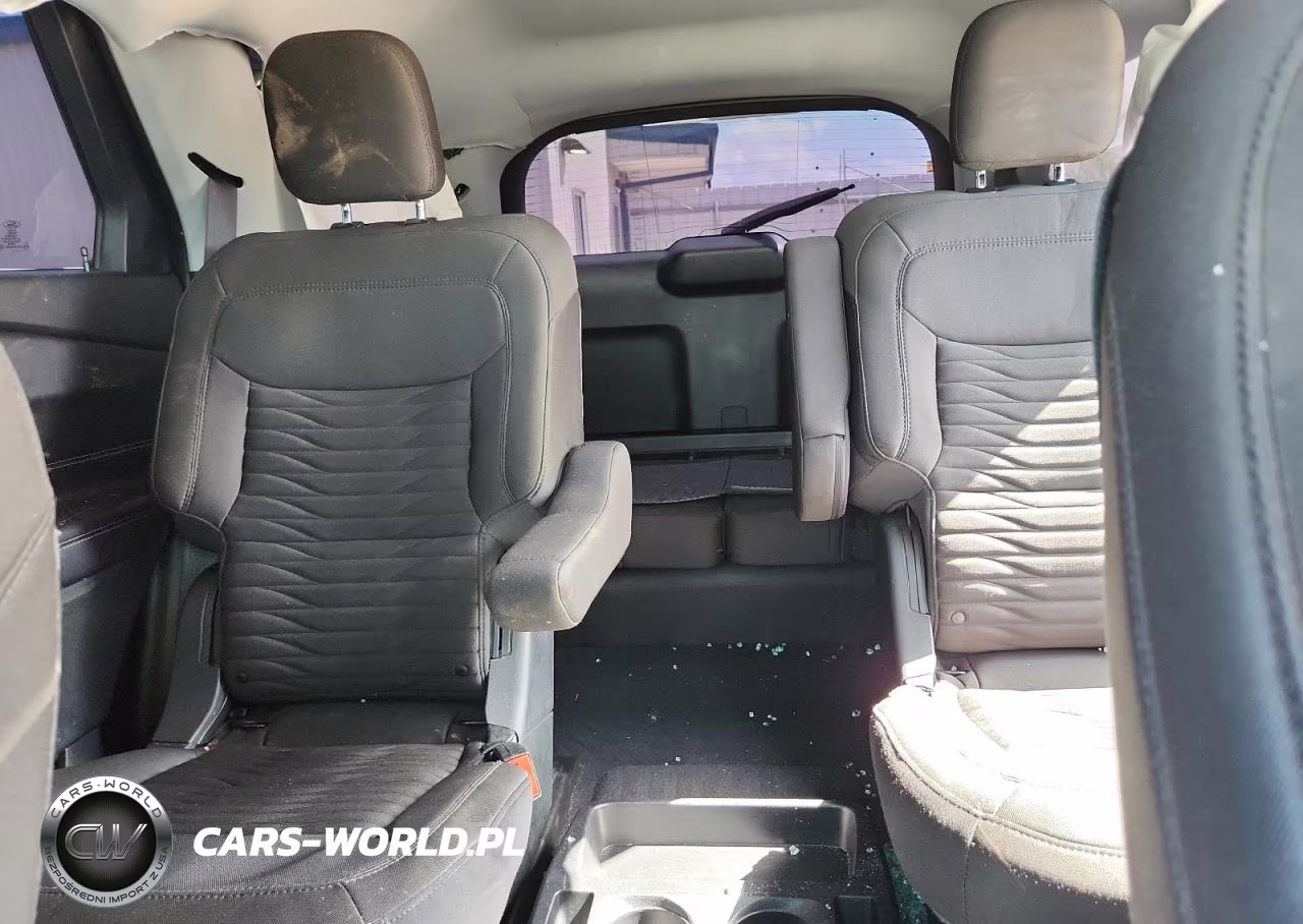 2021 Ford Explorer Xlt VIN:1FMSK7DH2MGB19902 - 10