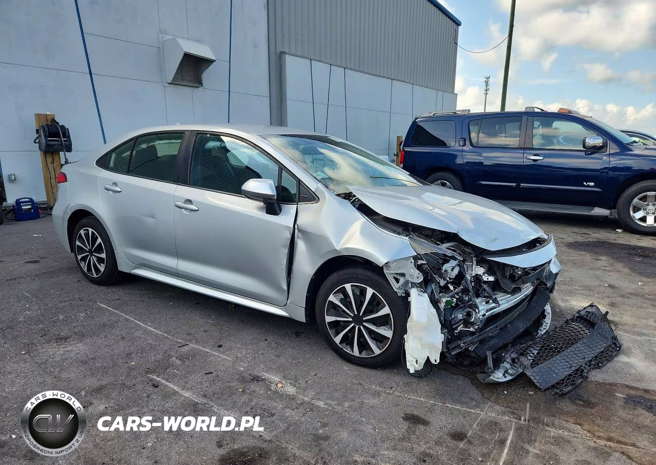 2020 Toyota Corolla Le VIN:JTDEPRAE8LJ093669 - 4