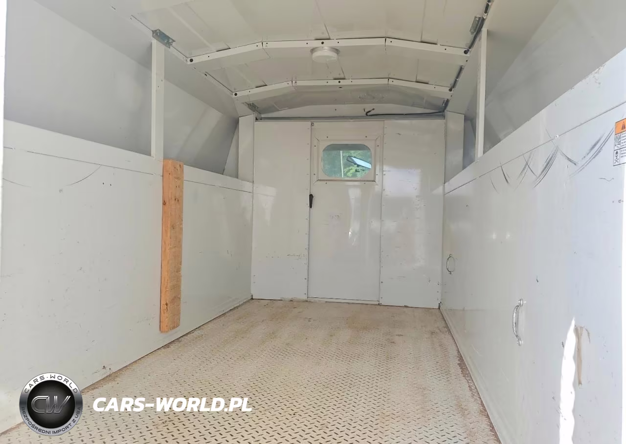 2014 Ford Econoline E350 Super Duty Cutaway Van VIN:1FDWE3FLXEDB15635 - 10