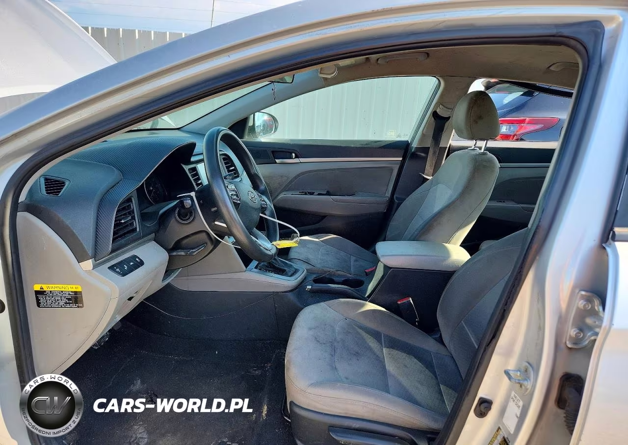 2019 Hyundai Elantra Se VIN:5NPD84LF2KH413142 - 7