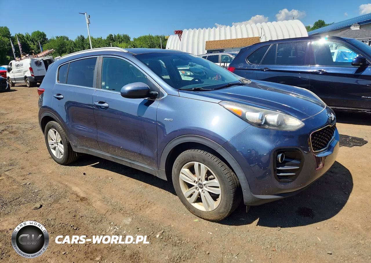 2018 Kia Sportage Lx VIN:KNDPMCAC9J7446329 - 4