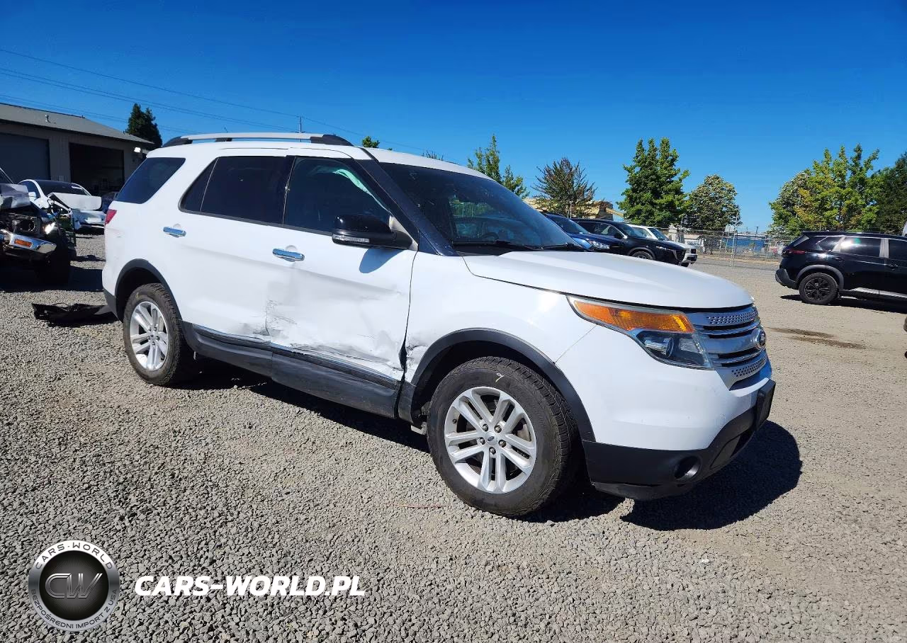 2015 Ford Explorer Xlt VIN:1FM5K8D85FGC40767 - 4
