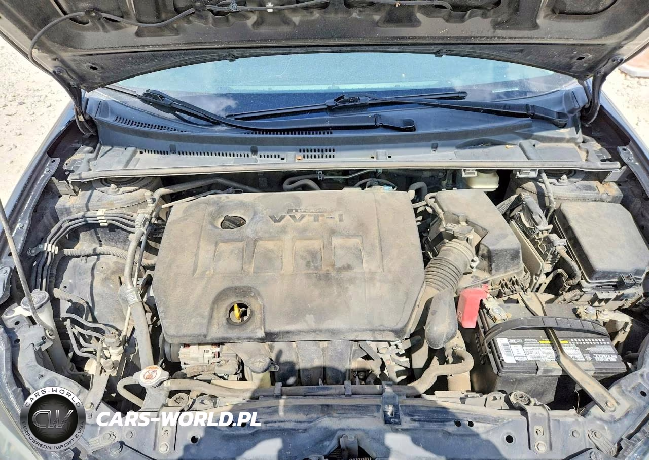 2018 Toyota Corolla Le VIN:5YFBURHE9JP805987 - 11
