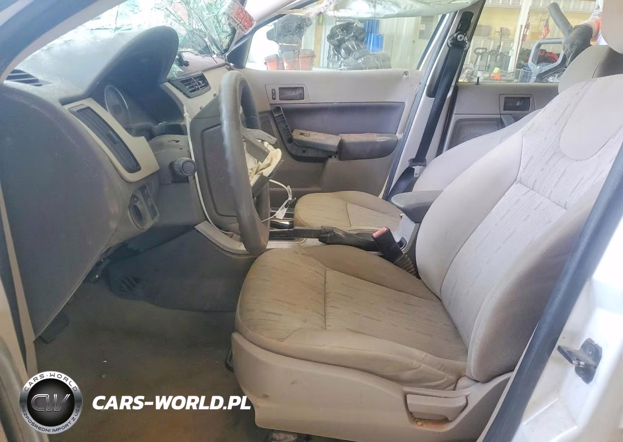 2008 Ford Focus Se VIN:1FAHP35N08W159572 - 7