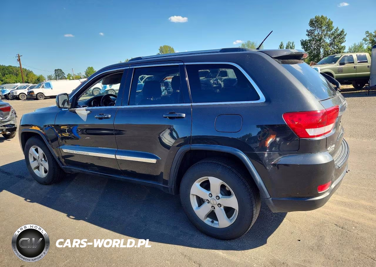 2011 Jeep Grand Cherokee Laredo VIN:1J4RR4GG8BC528114 - 2