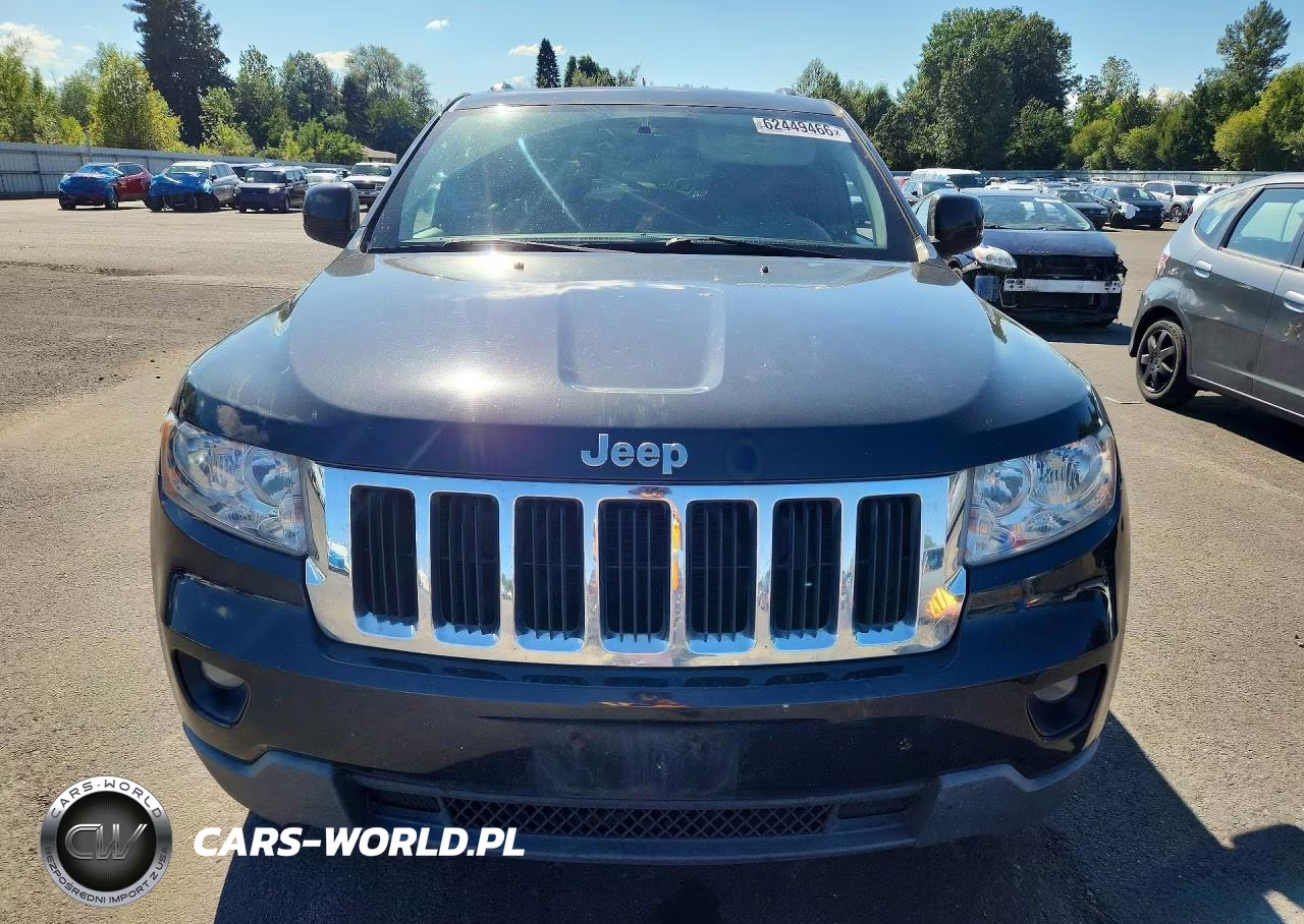 2011 Jeep Grand Cherokee Laredo VIN:1J4RR4GG8BC528114 - 5
