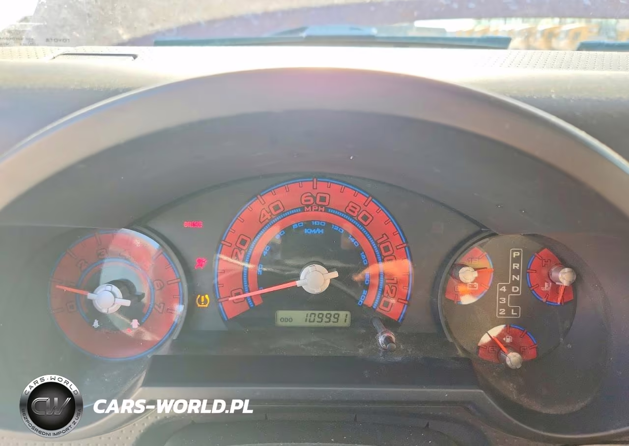 2011 Toyota Fj Cruiser Base VIN:JTEBU4BF3BK107956 - 9