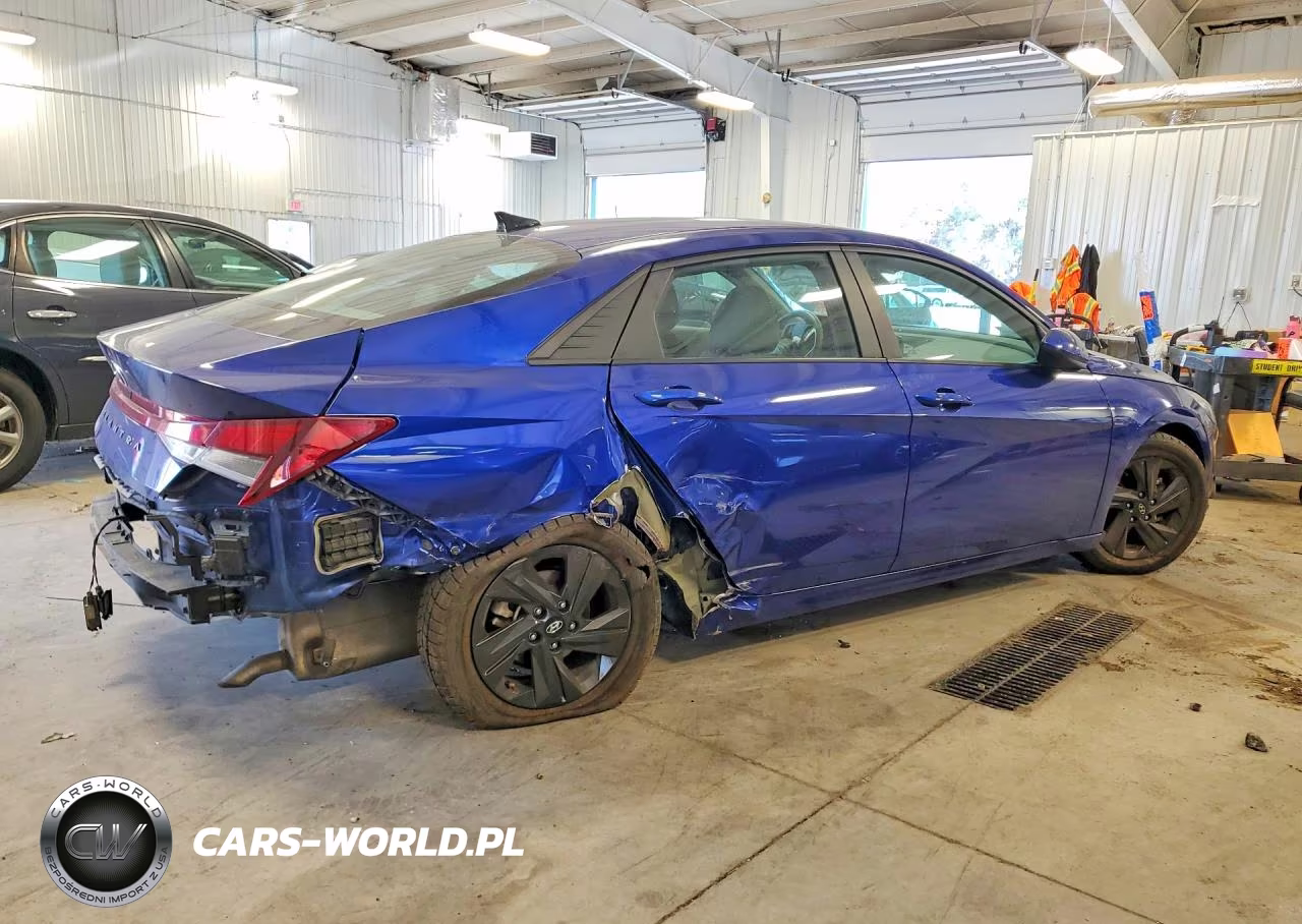 2021 Hyundai Elantra Sel VIN:KMHLM4AG2MU068377 - 3