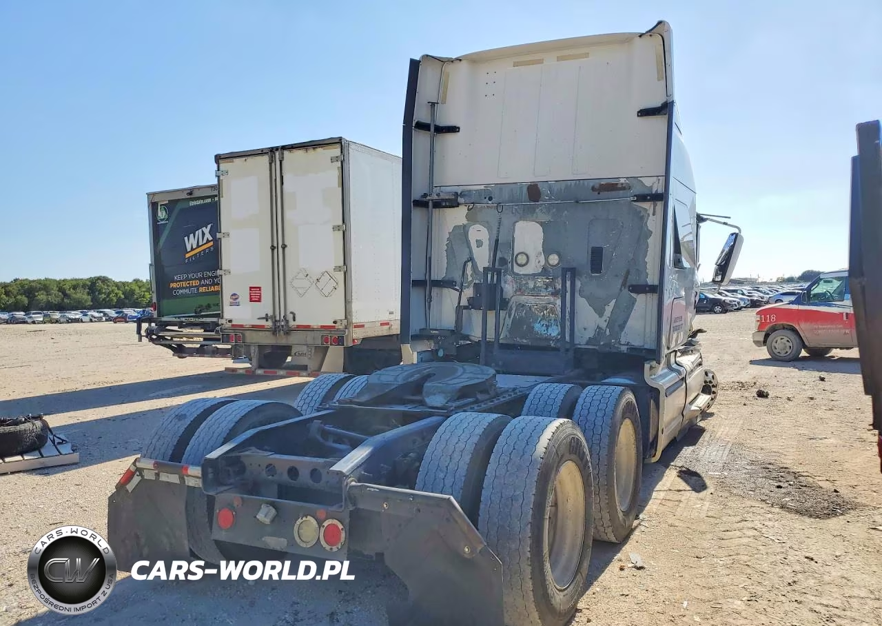 2014 International Prostar Semi Truck VIN:3HSDJAPR9EN791532 - 3