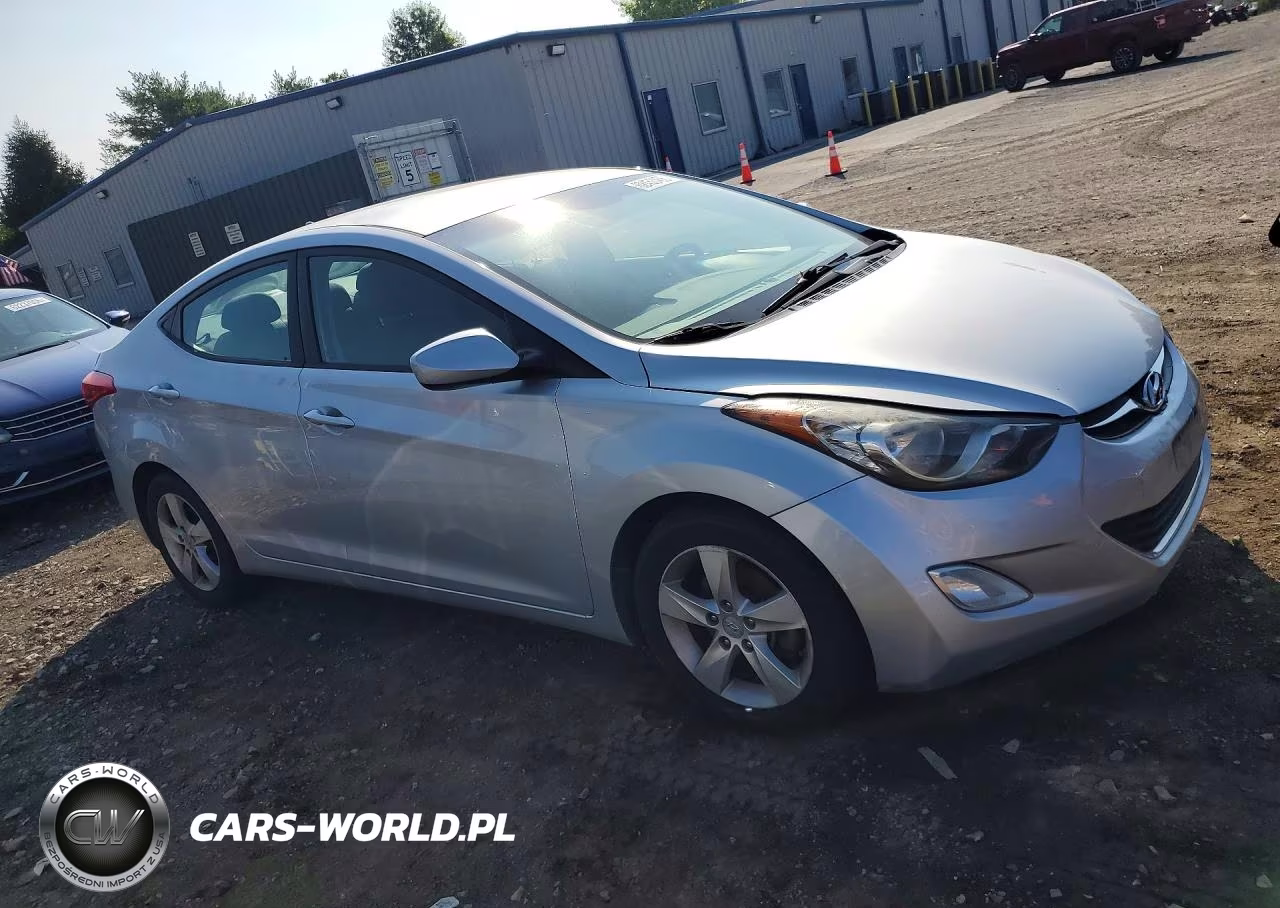 2013 Hyun Elantra VIN:5NPDH4AE8DH244080 - 4