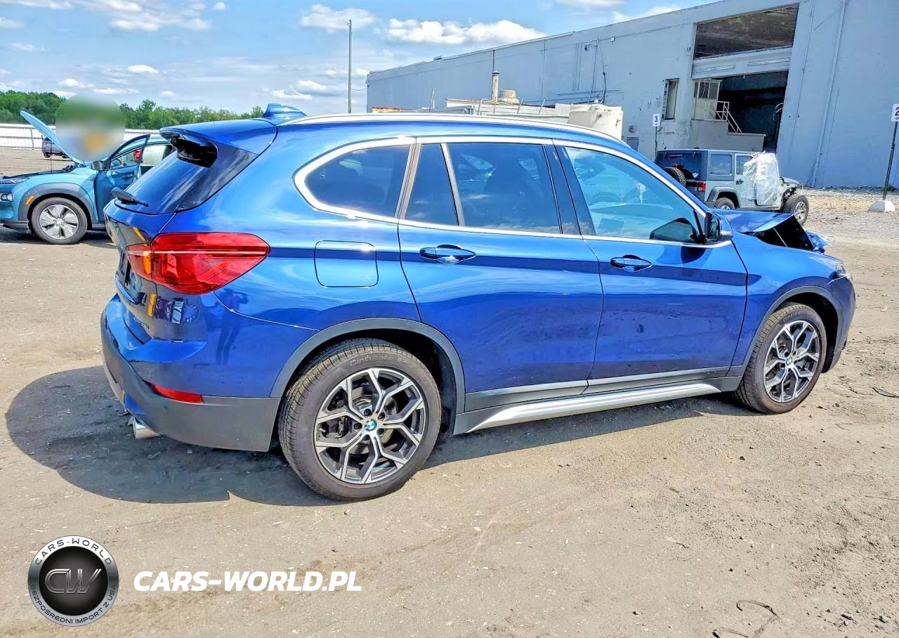 2022 BMW X1 xDrive28I VIN:WBXJG9C05N5V20532 - 3