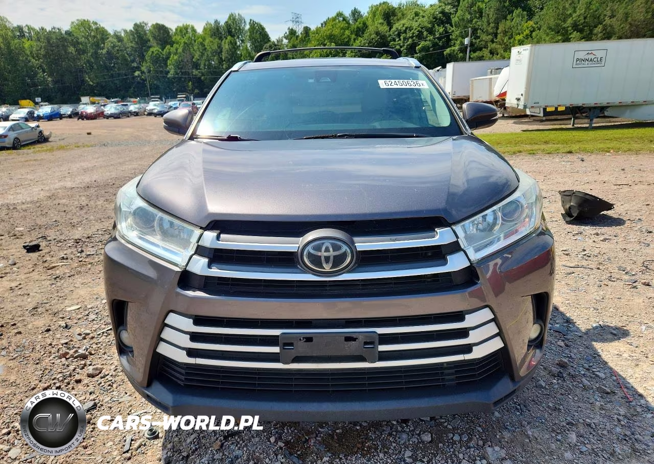 2019 Toyota Highlander Xle VIN:5TDJZRFH3KS575558 - 5