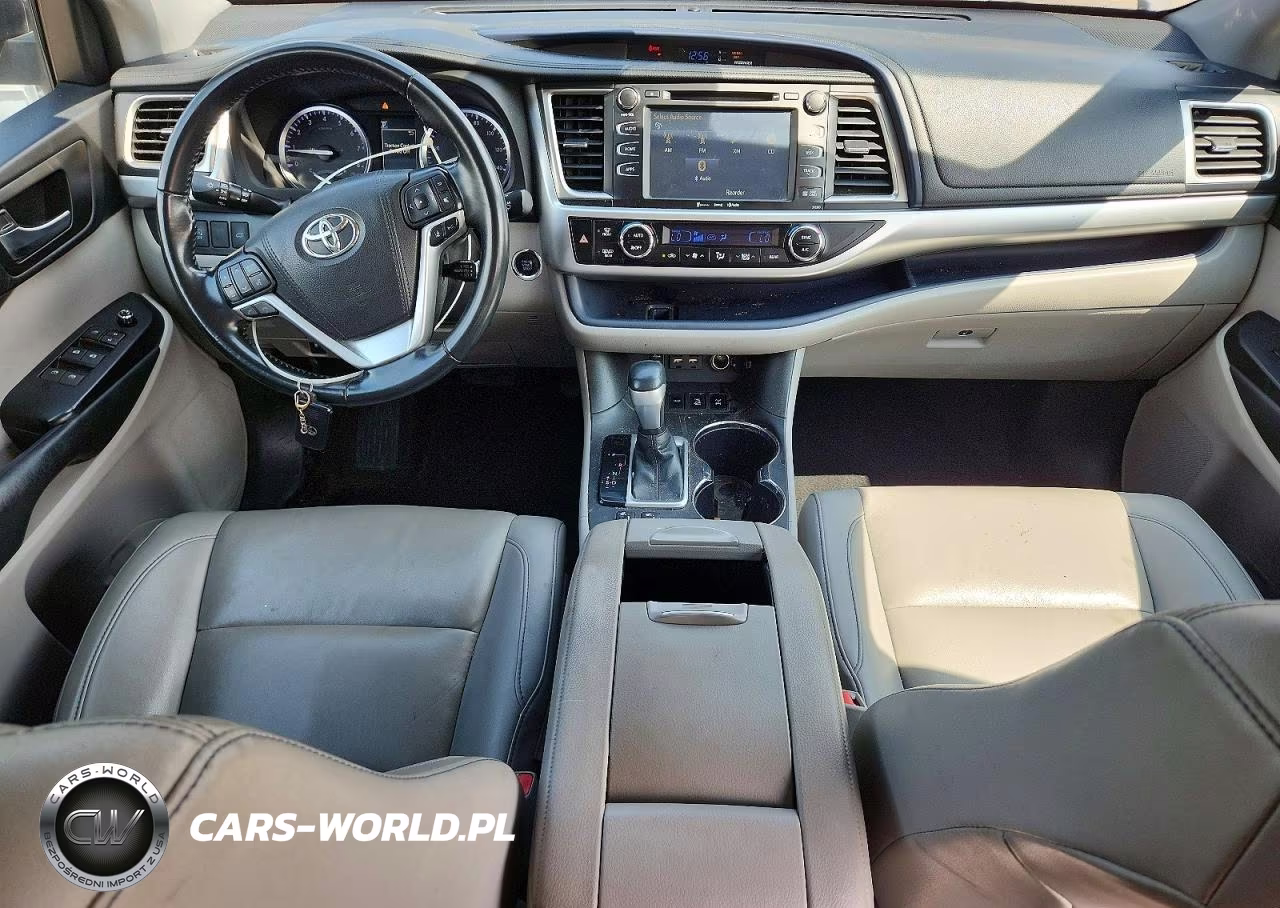 2019 Toyota Highlander Xle VIN:5TDJZRFH3KS575558 - 8