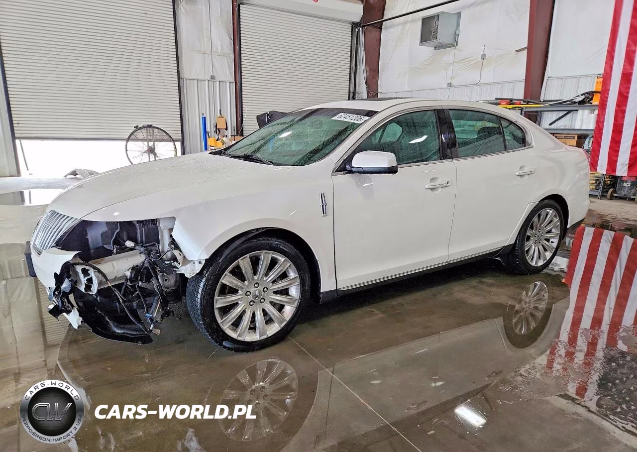 2011 Lincoln Mks