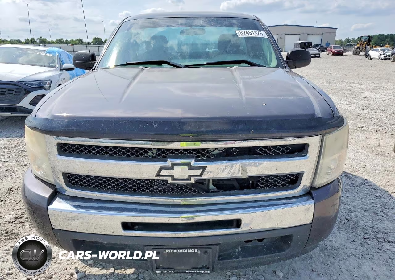 2011 Chevrolet Silverado C1500 VIN:1GCNCPEA5BZ123153 - 5
