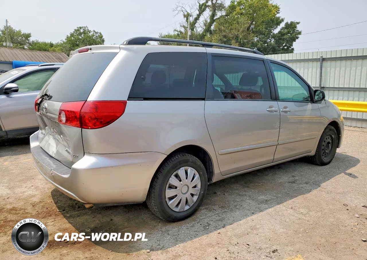 2007 Toyota Sienna Le 8-Passenger VIN:5TDZK23C97S020628 - 3