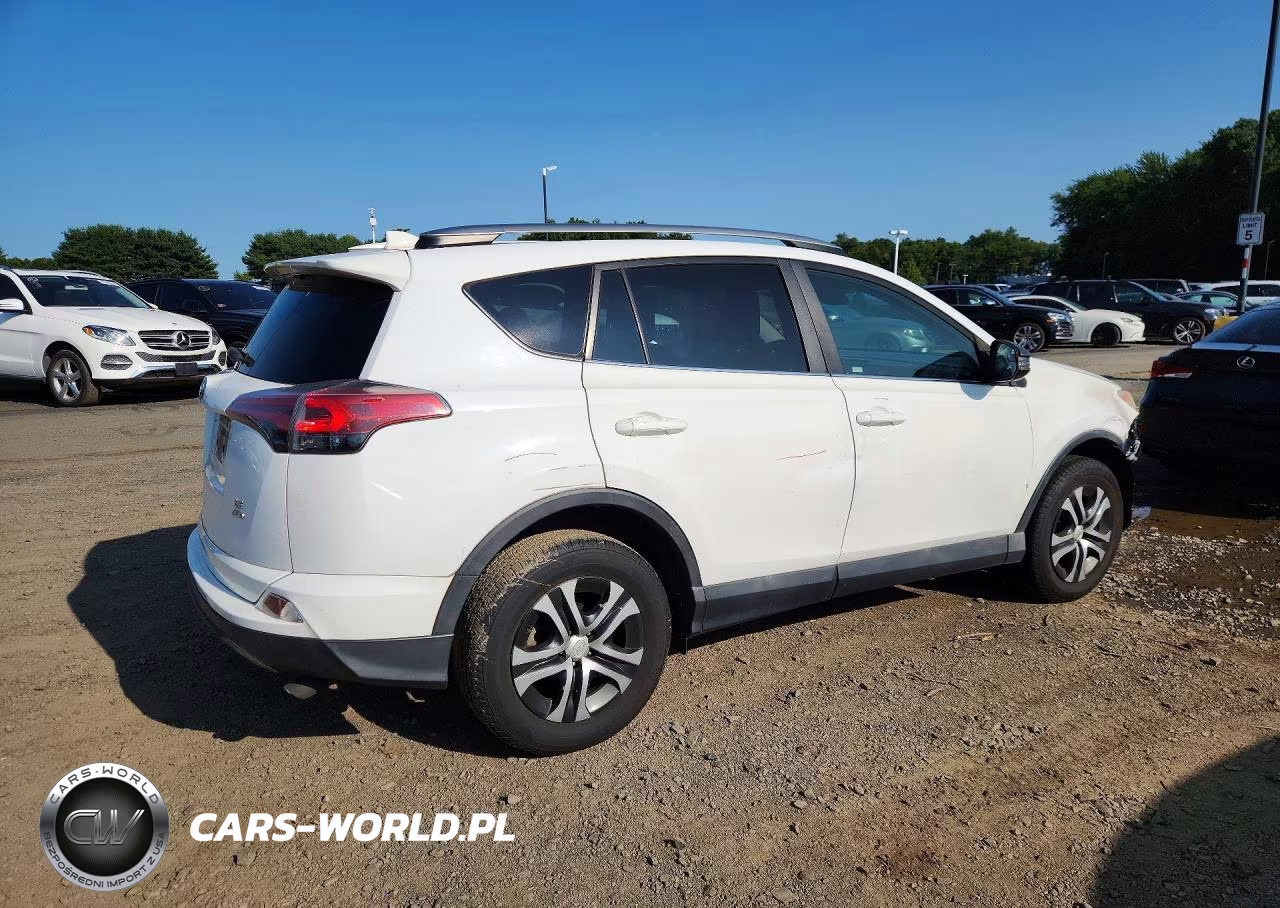 2017 Toyota Rav4 Le VIN:2T3BFREV9HW612320 - 3
