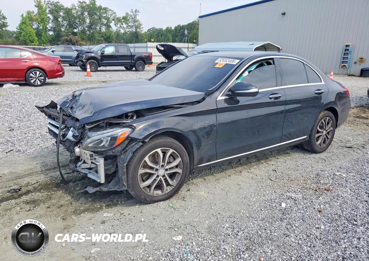2015 Mercedes-Benz C 300 4Matic – zdjęcie 1 z 13
