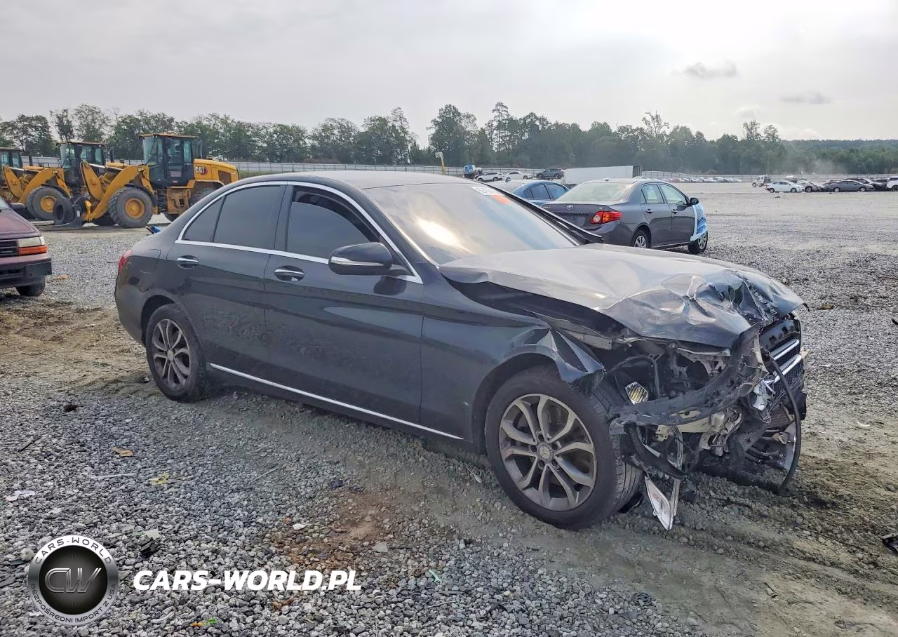 2015 Mercedes-Benz C 300 4Matic VIN:55SWF4KB1FU006185 - 4