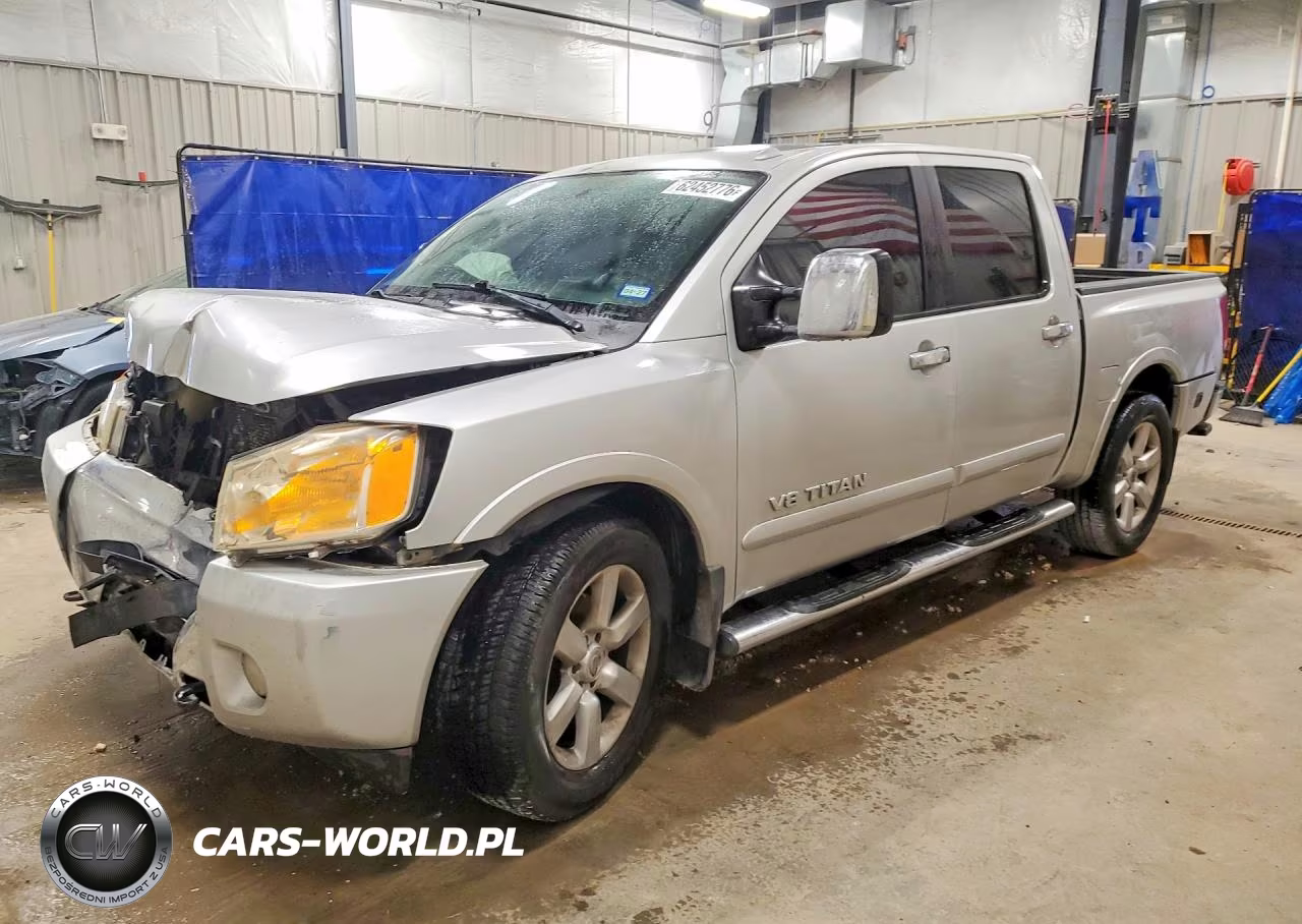 2013 Nissan Titan Sv