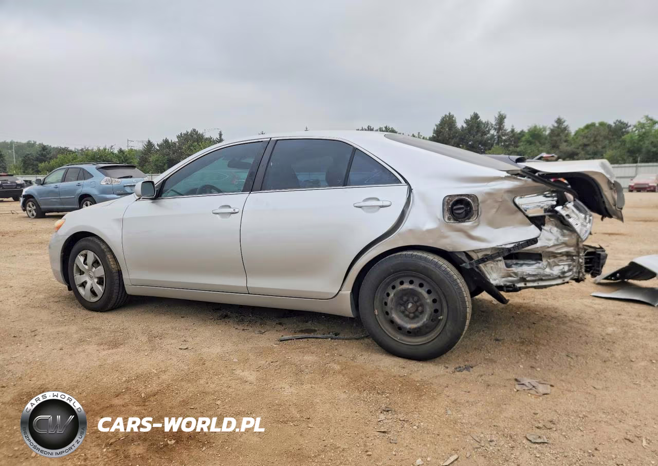 2008 Toyota Camry Le VIN:4T4BE46K98R028136 - 2