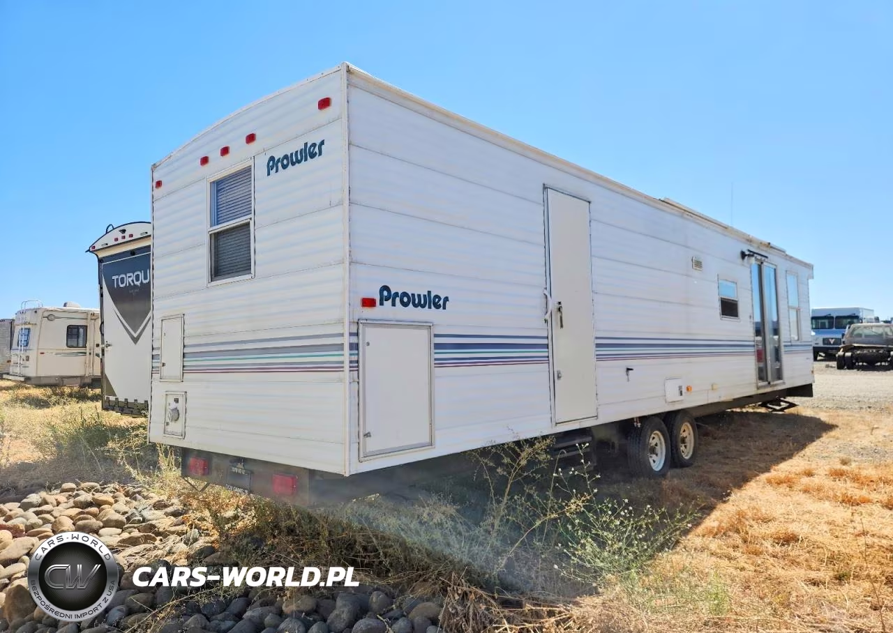 2002 Fleetwood Prowler Camper VIN:1EC8W392121585346 - 4