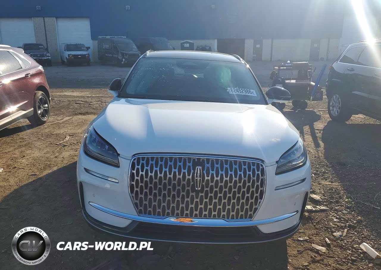 2026 Lincoln Corsair Premiere VIN:5LMCJ1DAXTUL07894 - 5