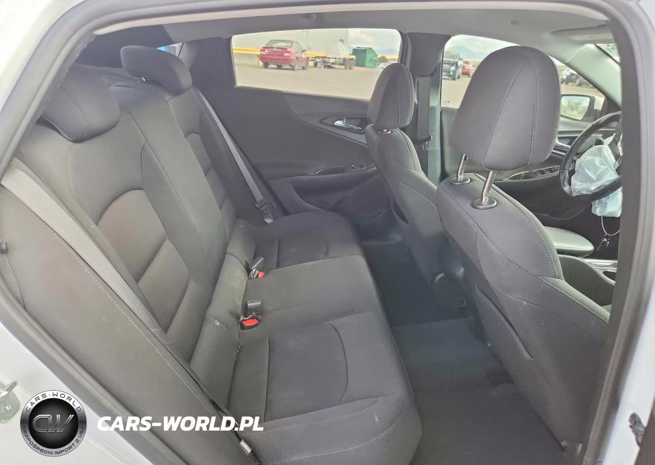 2021 Chevrolet Malibu Rs VIN:1G1ZG5ST2MF041927 - 10