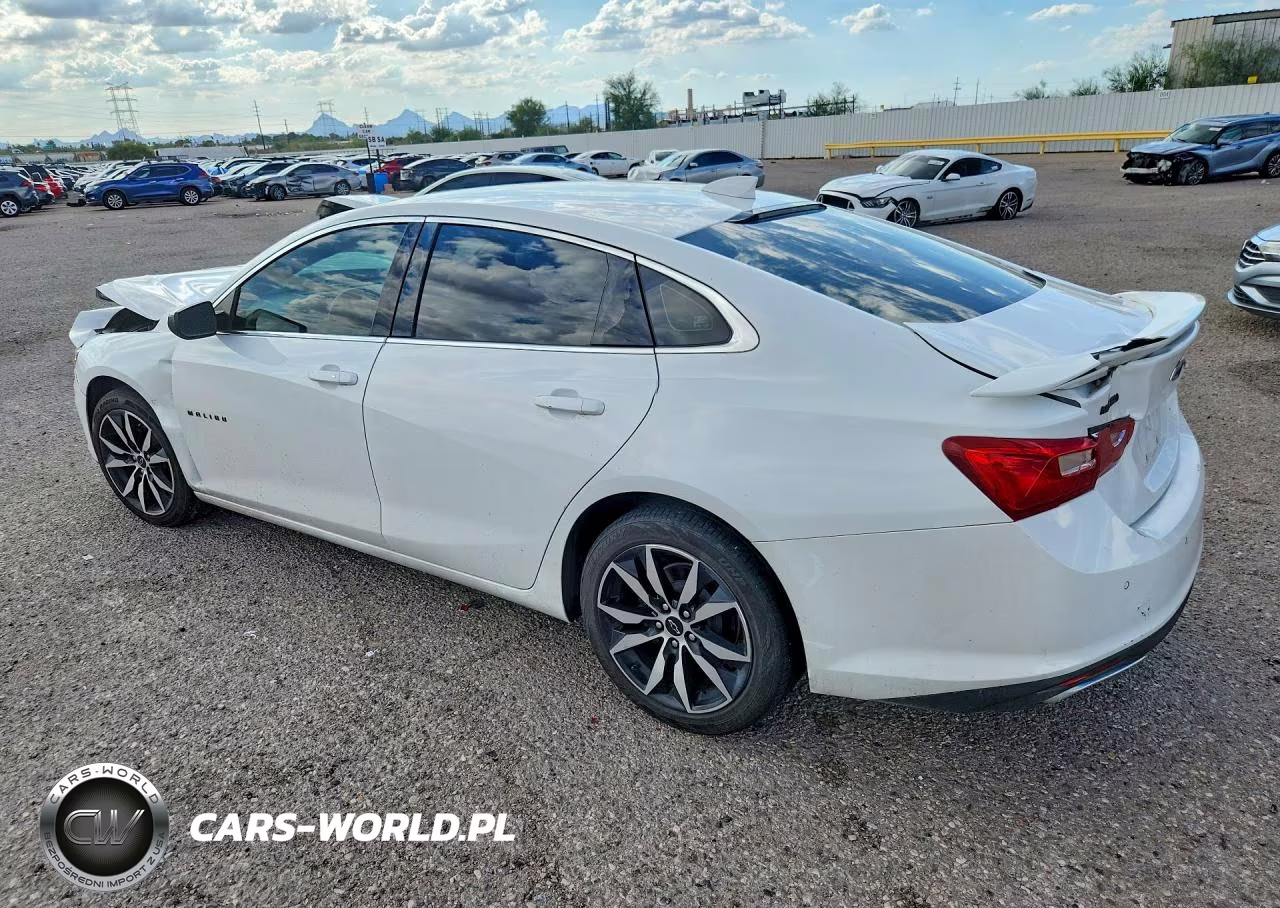 2021 Chevrolet Malibu Rs VIN:1G1ZG5ST2MF041927 - 2