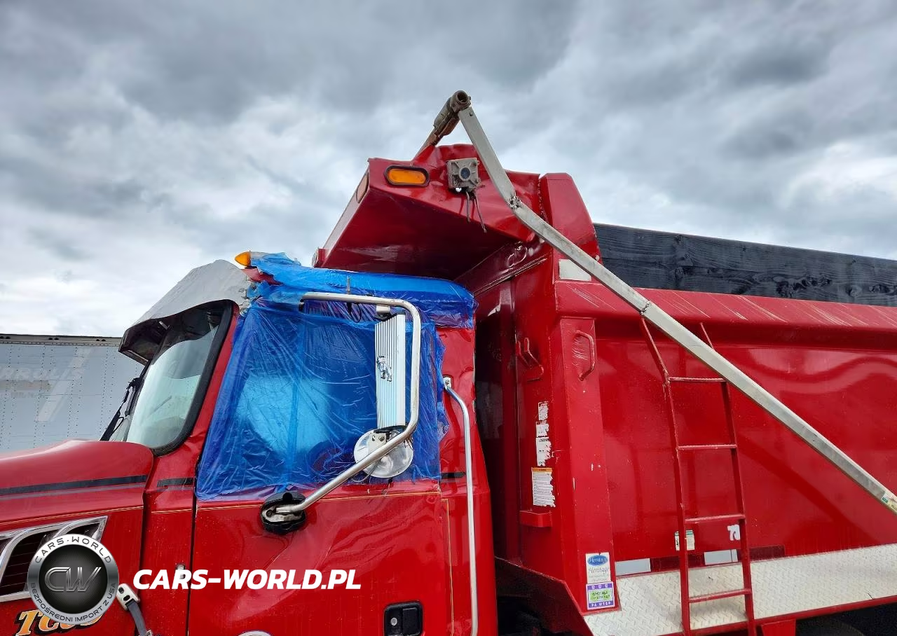 2018 Mack Gu700 Dump Truck VIN:1M2AX09C9JM038748 - 13