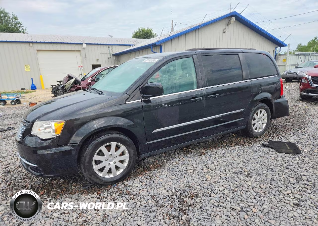 2016 Chrysler Town & Country Touring – zdjęcie 1 z 13