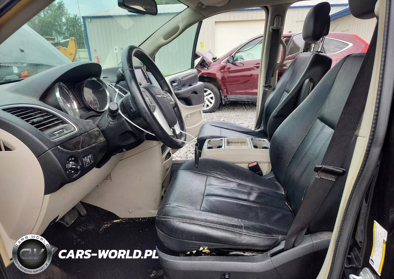 2016 Chrysler Town & Country Touring VIN:2C4RC1BG3GR198670 - 7